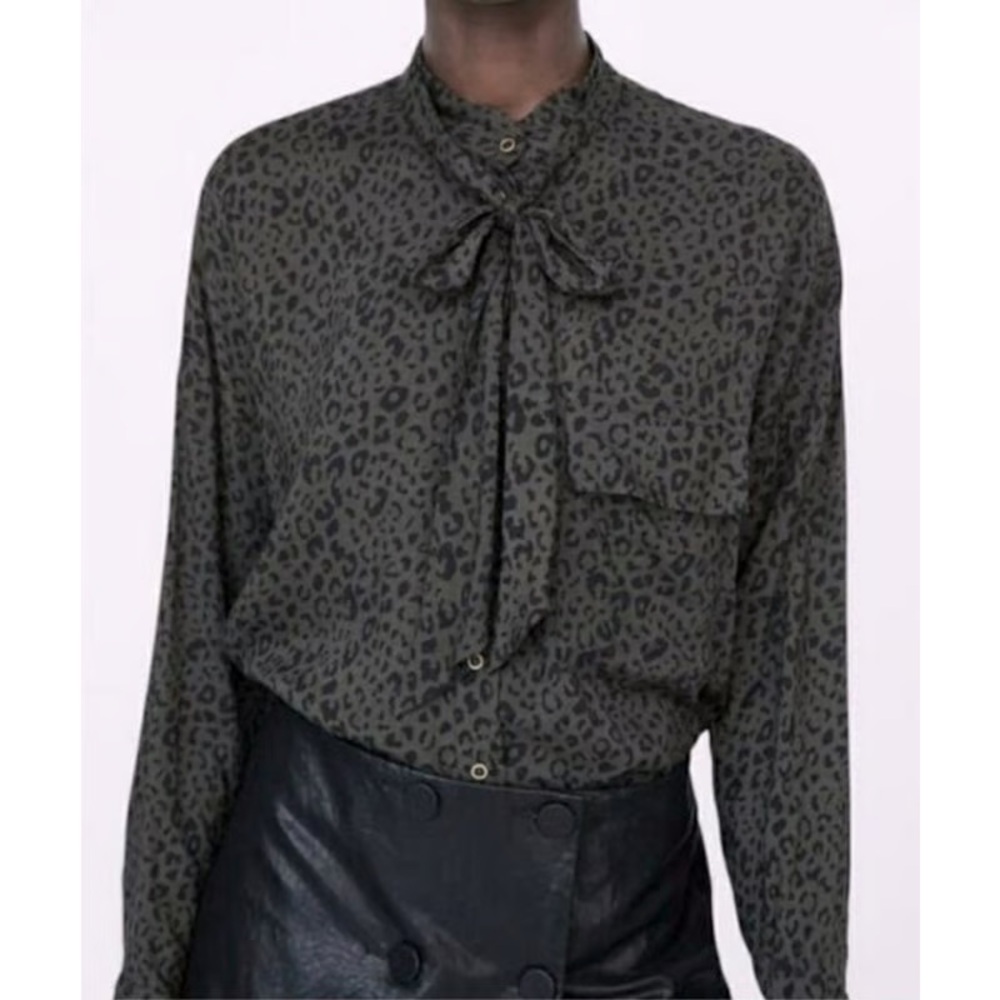 Zara Green Leopard Print Button Up Shirt Neck Tie Shirt Size XS